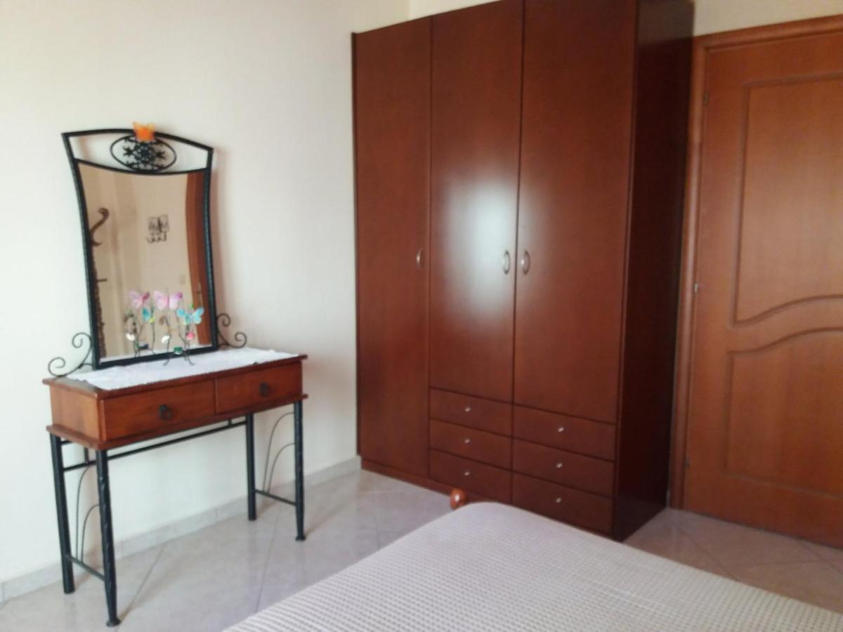 Anatolis Home Néa Péramos Bagian luar foto