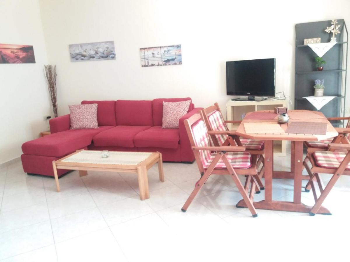 Anatolis Home Néa Péramos Bagian luar foto